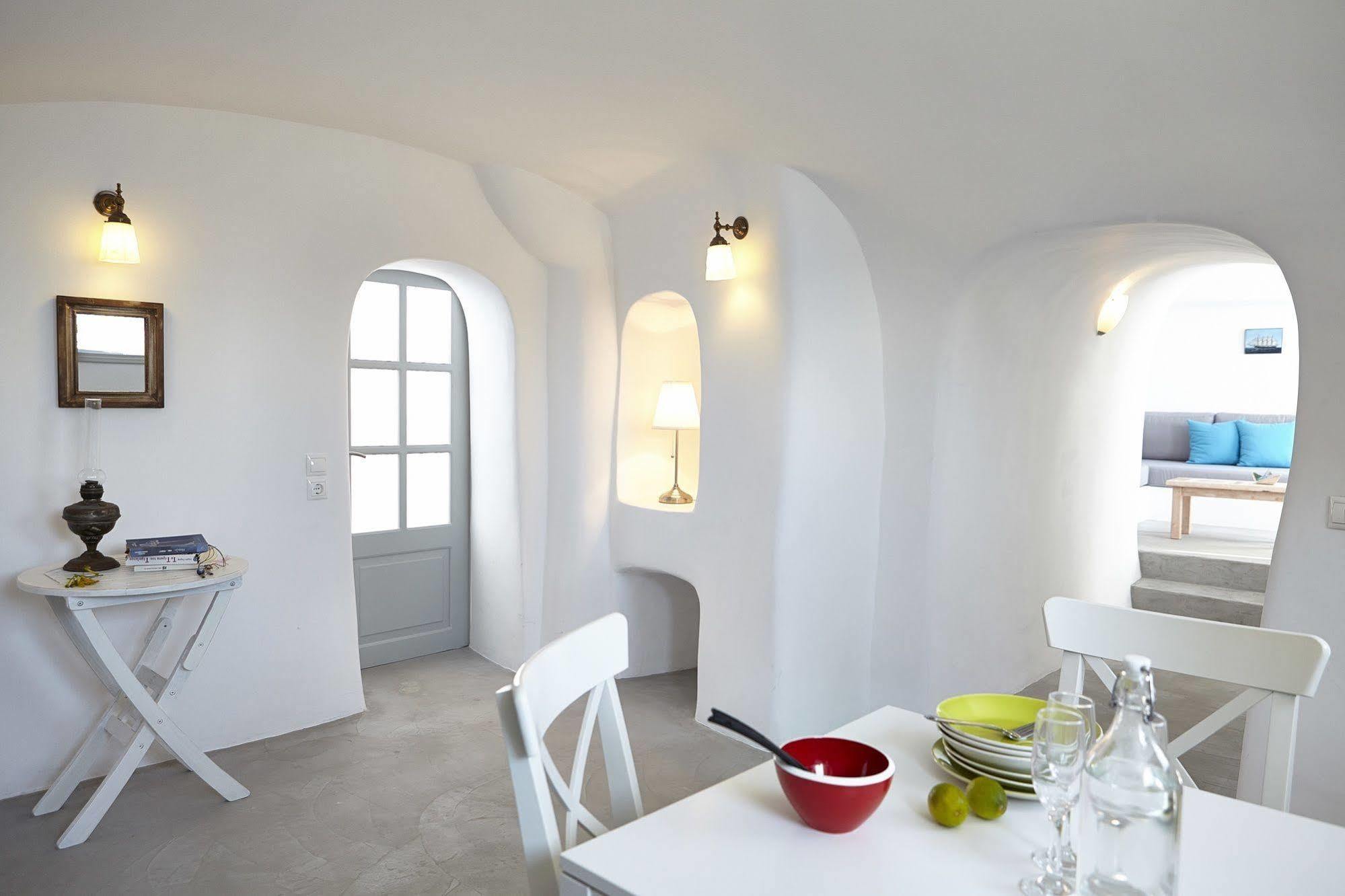 Liakada Oia Suites Luaran gambar