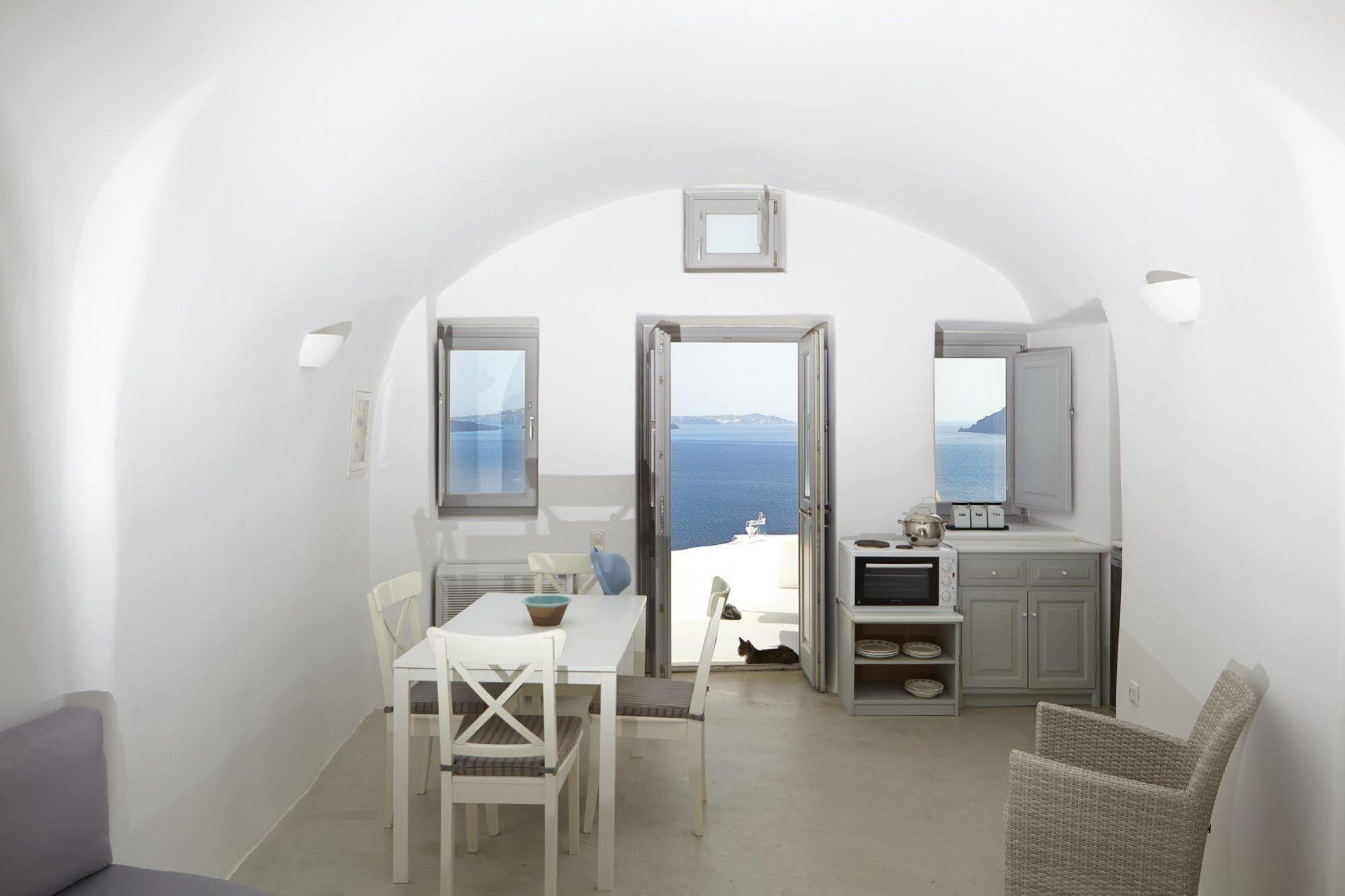 Liakada Oia Suites Luaran gambar